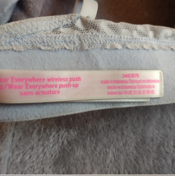 pink • wear everywhere wireless pushup bra - Picture 7 of 8